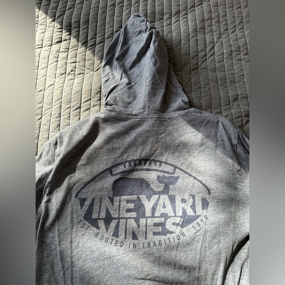 grey vineyard vines sweatshirt size M - football theme (MATCHING sweats in shop)